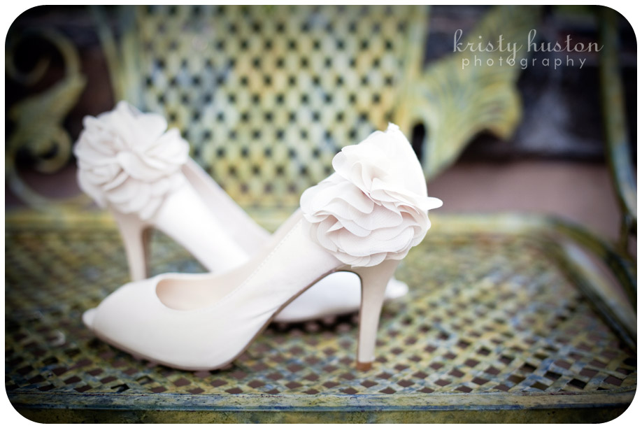 wine_and_roses_wedding_details02
