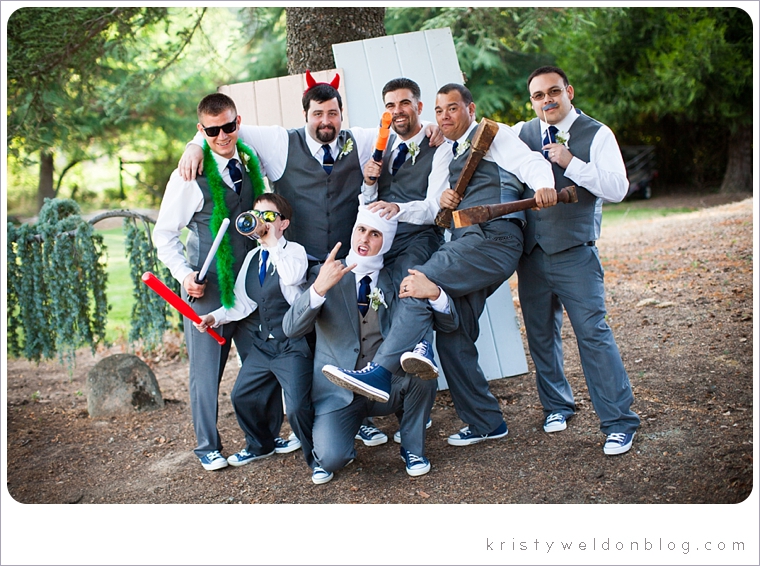 groomsmen_photobooth_wedding_0043.jpg