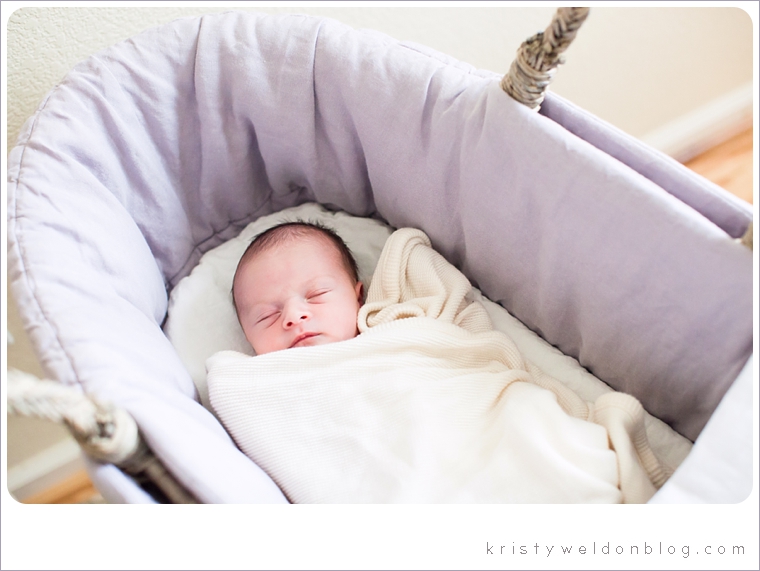 modern_newborn_photographer_sacramento_0054.jpg